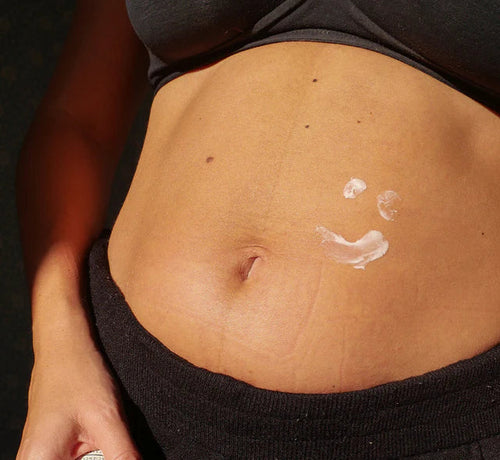 Barriga de una mujer embarazada de 2 meses - solucionesbanohub.compaña - 1