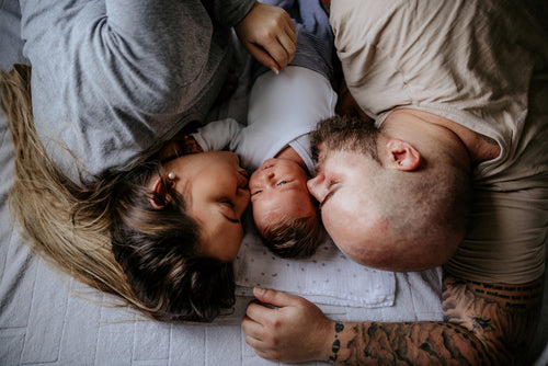 Familia - proyecto crowdfunding Mustela - solucionesbanohub.compaña - 1