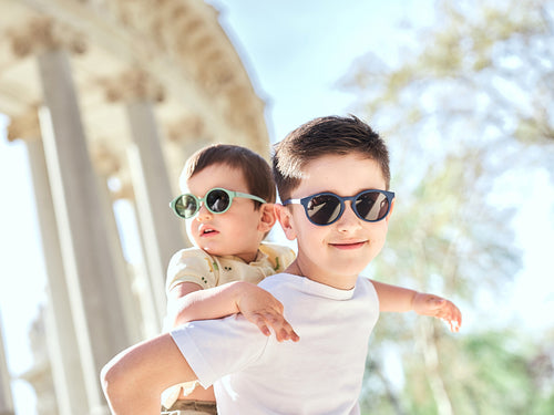 Gafas de sol Niño Coco 6-10 años - solucionesbanohub.compaña - 2