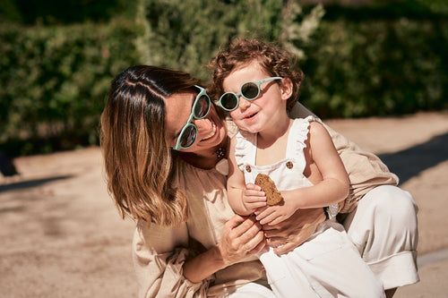 Gafas de sol Bebé y Adulto - solucionesbanohub.compaña - 2