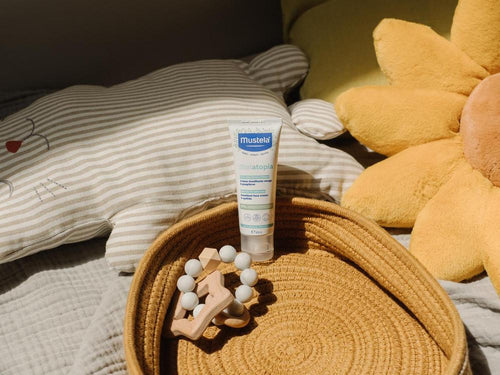 tubo de crema emoliente cara 40ml con destillado de girasol Bio - solucionesbanohub.compaña - 4